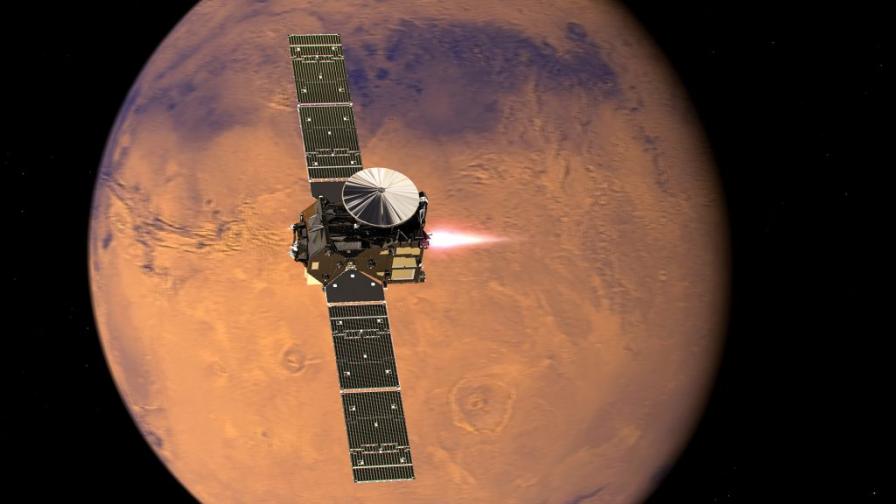 Илюстрация на апарата TGO в орбита около Марс