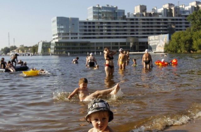 Нови абсолютни рекорди на термометрите в Москва