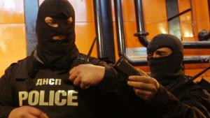 Докато мълчиш когато те бият боят ще продължава