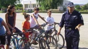 Безопасна ваканция и в село Еленино