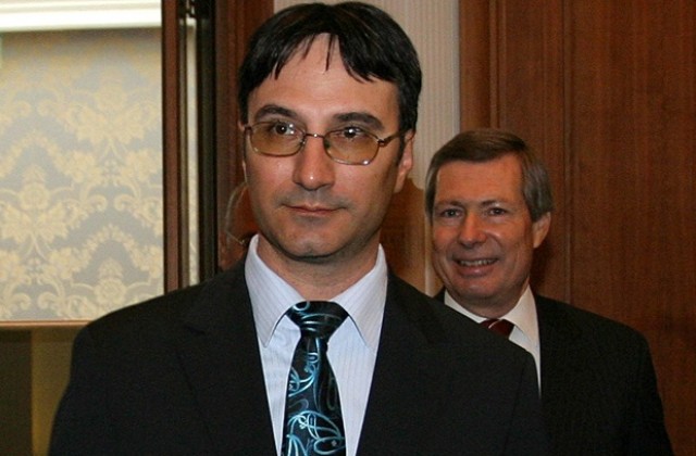 Министър Трайков се отчита след година управление