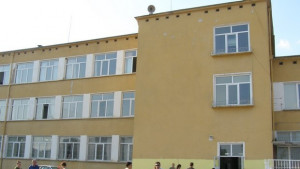 До петък се подават заявления за поправителните матури