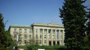 Осъдиха бивша касиерка на Агенцията за държавни вземания