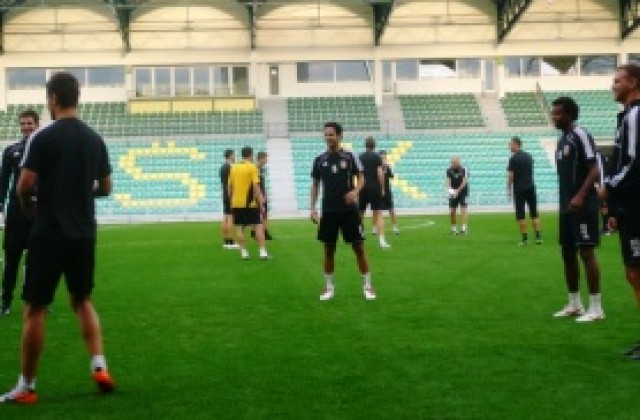 В Литекс сглобиха защитата: Бодуров започва в центъра, Берберович отдясно