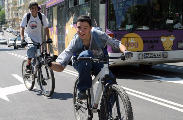 Променят движението заради мача Левски - Калмар