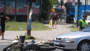 Автомобилно камикадзе строши лява предмишница