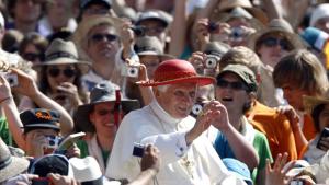 Публичните появи на папата във Великобритания ще бъдат с билети