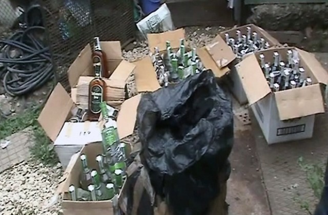 Нелегален цех за фалшив алкохол разкриха в Тученица