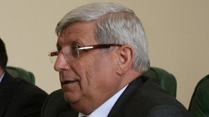 Аню Ангелов остава твърдо зад комодор Валентин Гагашев