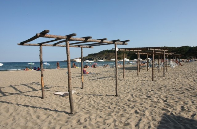 Туристическа лумпениада сред бетон и сергии