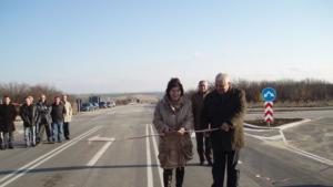 Прокуратурата погна Пътно управление да чисти треви и храсти