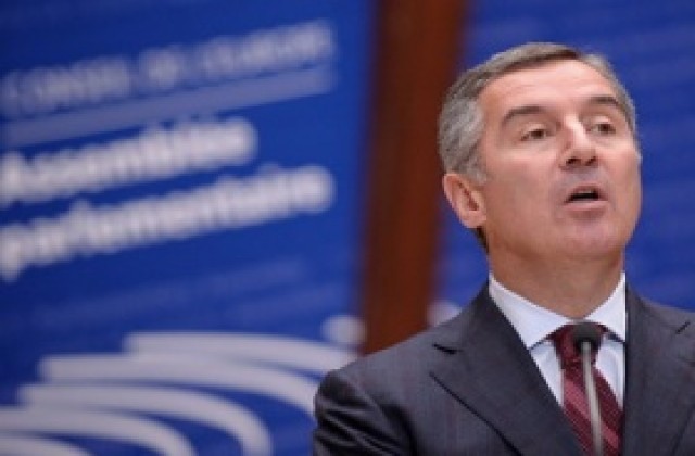 Черна гора ще дава гражданство на чужди инвеститори