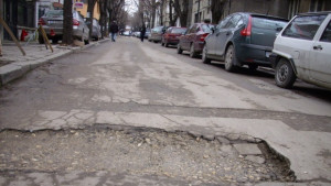 Пак започват кърпежи по улиците на Варна