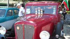 Представят ретро возила на парад в Аксаково