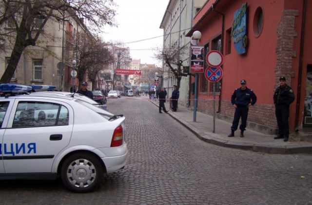 19-годишен преби мъж и жена в Пловдив