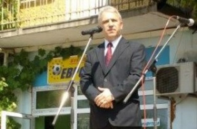 Искат АПИ да оправи щетите от засиления трафик по пътищата в Радомир