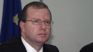 Шефът на НАП Укриването на данъци е национален спорт