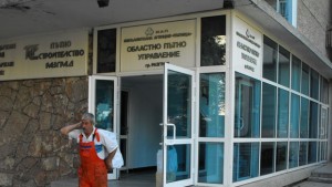 Фирмата тайно асфалтирала в Разградско не си плащала наема на