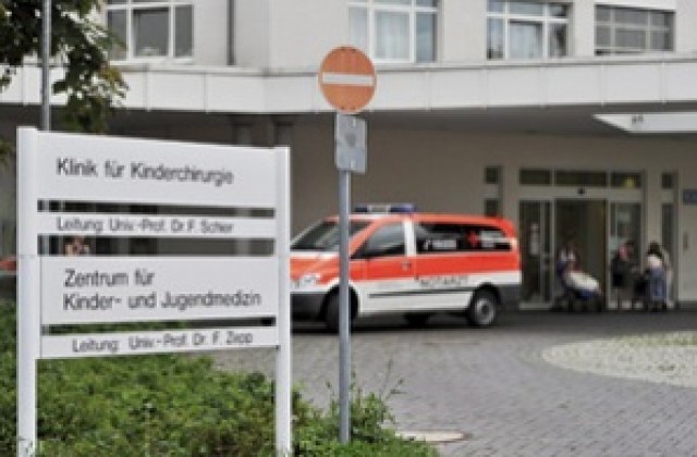 Заразена храна уби две бебета в Германия