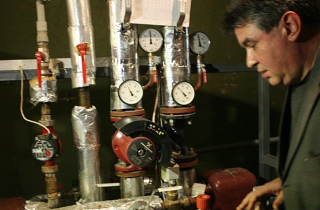 Центърът без топла вода за два дни