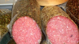 Наложена е възбрана на близо 194 тона месни продукти след