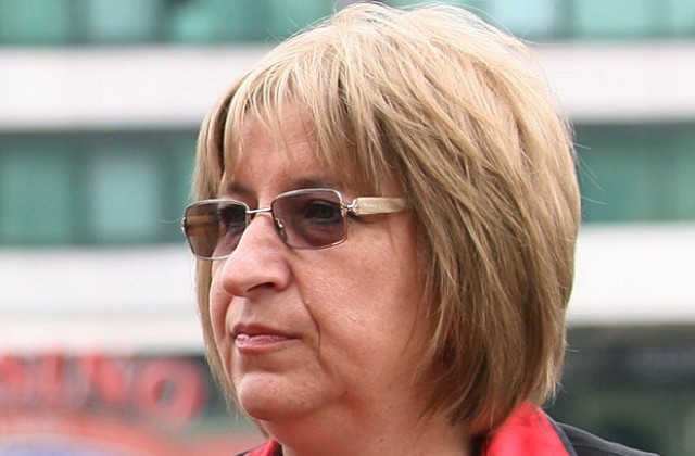 Цецка Цачева посреща председатели на парламенти във Варна