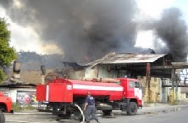 Прокуратурата образува производство за пожара в мелница Съгласие