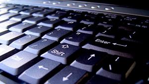 Услуга на Google ще следи новините Twitter и Facebook в