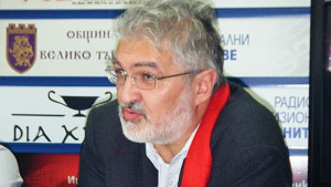 Близки и приятели изпратиха Илия Божинов в последния му път