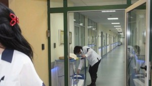 Възрастен мъж скочи от 9ия етаж на болницата в Ловеч