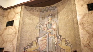 Задържаха крадец и наказаха условно пиян шофьор