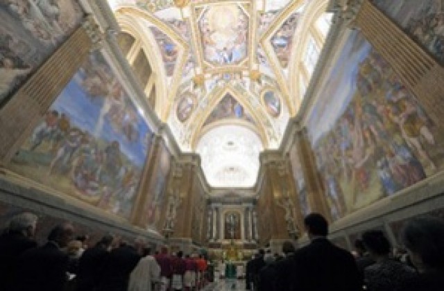 Прахолякът от посетители застрашава стенописите в Сикстинската капела