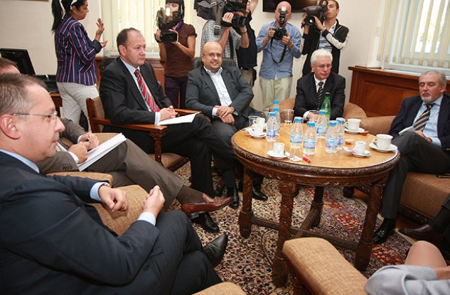 БСП и ДПС влязоха в спор за темата за вота на недоверие