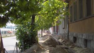 Закърпват дупките в кварталите