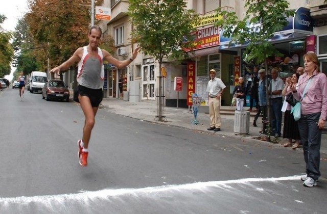 Варненец първи в маратона Димитровград - Хасково
