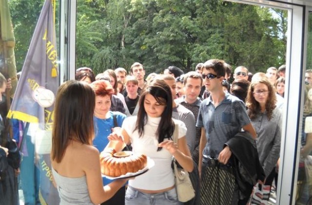 Стартира новата учебна година в ШУ