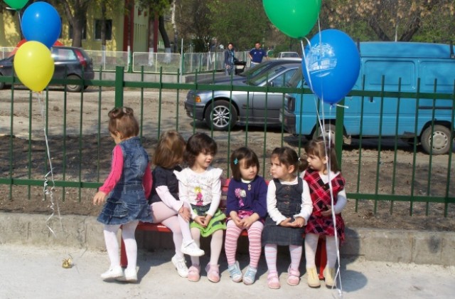 10-килограмова камбана на радостта освещават в детска градина