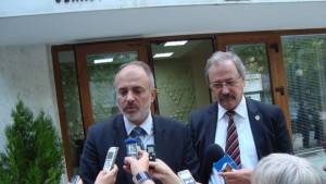 Министър Младенов Намаление на пенсиите през 2011 г категорично няма