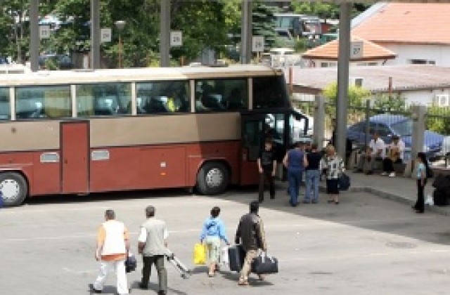 Депутати се караха как ще стигаме с рейс до София