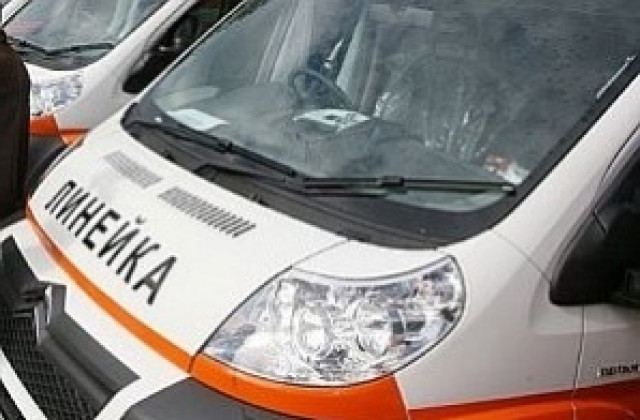 Пиян отнесе майка с дете
