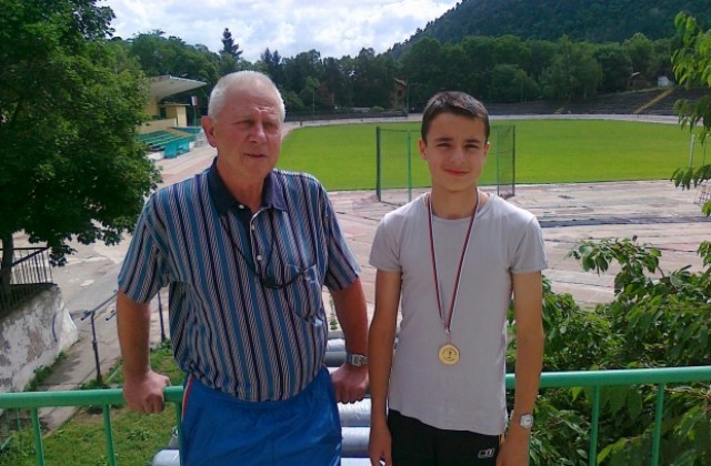 Кюстендилски лекоатлети с медали от Децата на София