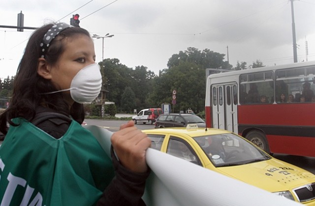 Мобилна лаборатория ще мери качеството на въздуха в столицата