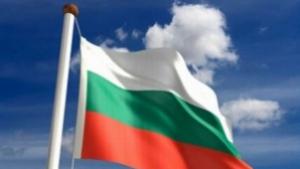 Венци и цветя пред паметника на Кап Петко Войвода