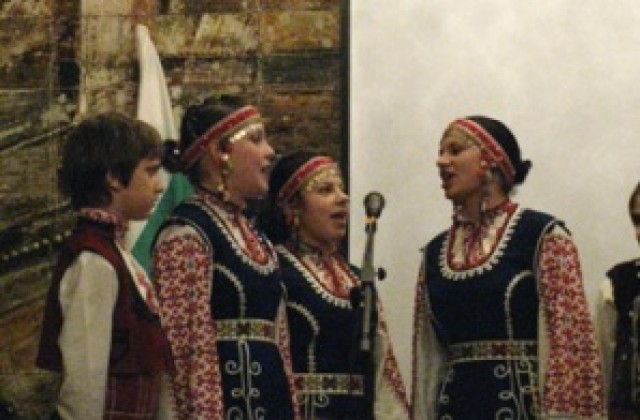 Фолклорни изпълнители от Добруджа се събират в Тервел