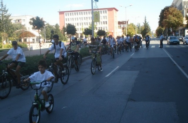 50 с велосипеди по маршрута Димитровград-Хасково