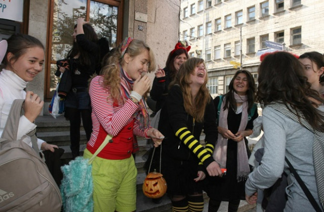 Да отглеждаш емигранти