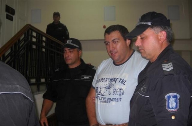 Сумиста остава в ареста, четири са повдигнатите срещу него обвинения