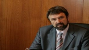 Кметът на Две могили с условна присъда освобождава поста