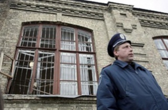 Украински митничари задържаха българин, пренасящ ценни предмети