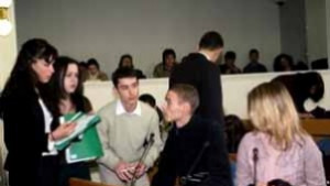 НАП Първокурсниците да си платят здравните вноски